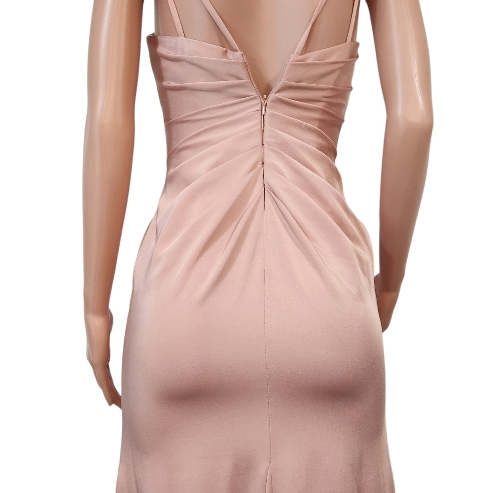 Amelia Couture 366 Beautiful Elegant Long Sleeveless Rose Gold dress Sz 6 - Picture 9 of 13